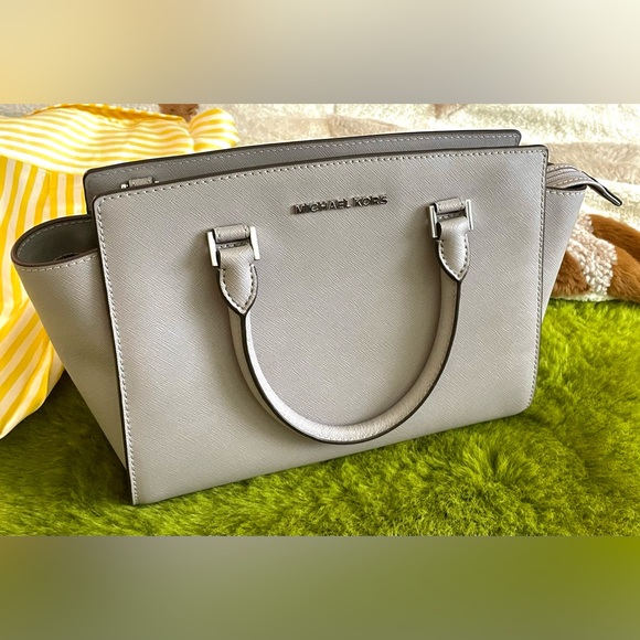 UNUSED MICHAEL Michael Kors Gray Medium Selma Saffiano Leather - Picture 3 of 16